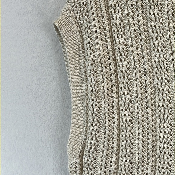 DKNY Jeans Women’s Sweater Vest XL Cream / Gold Open Knit Pattern NWT - Picture 7 of 12